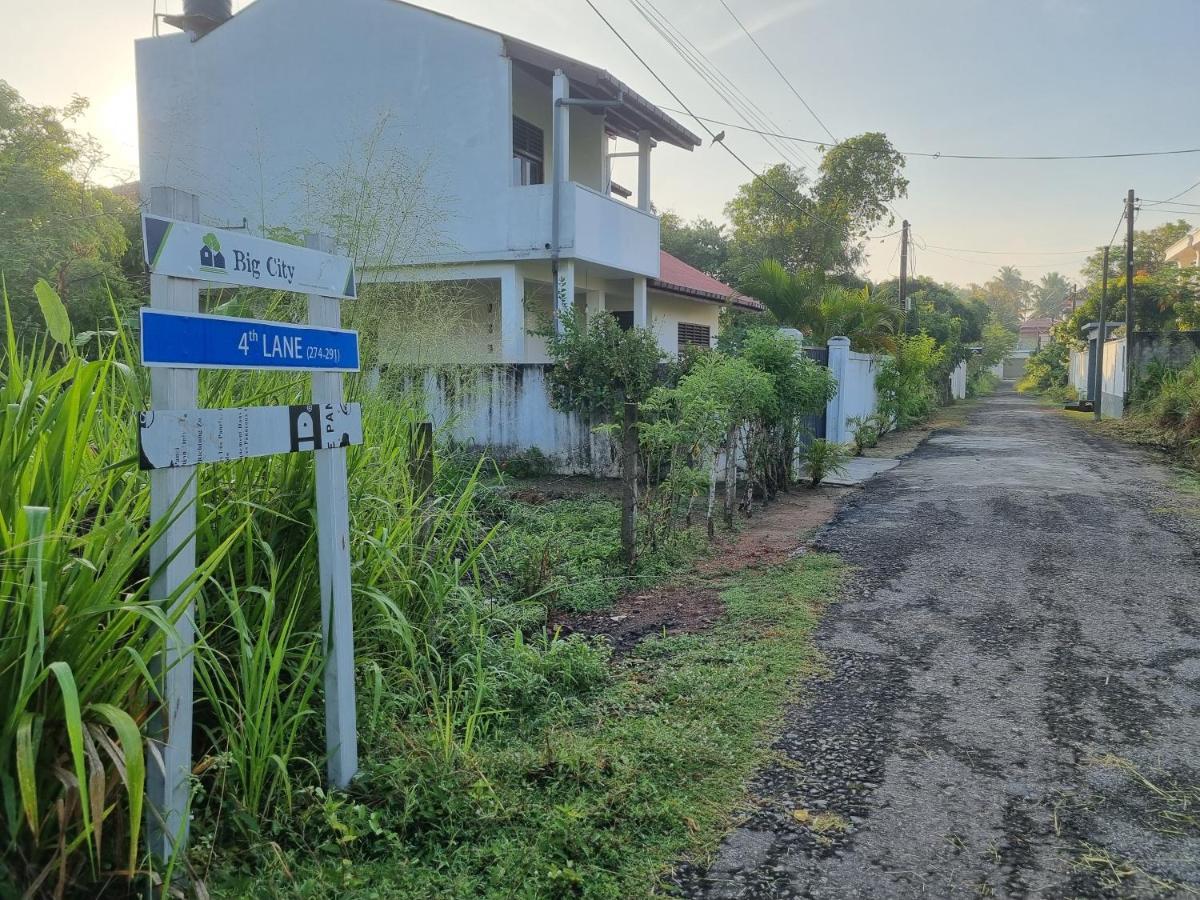 Vidushi Home Minuwangoda Eksteriør bilde